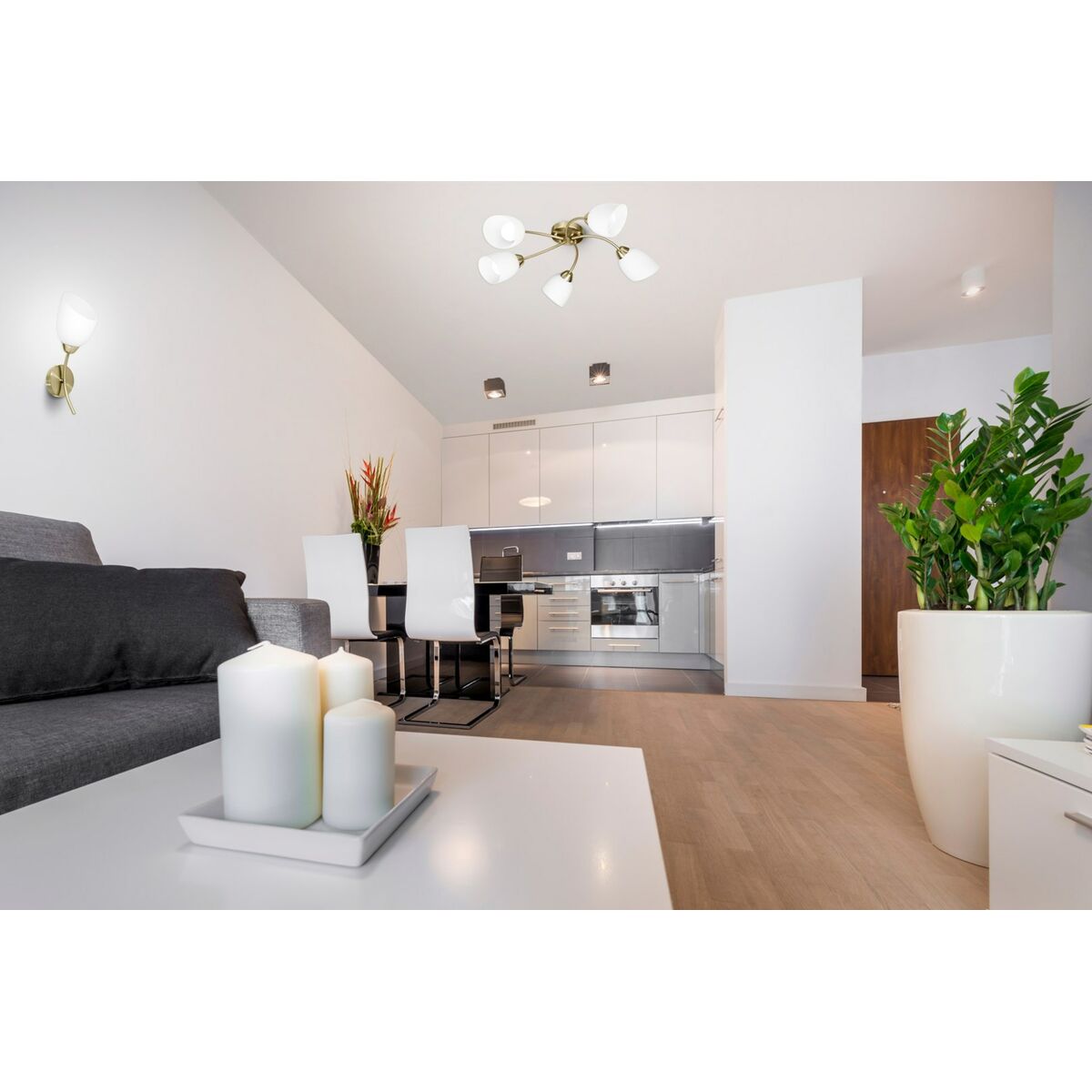 V8HB71D35FF1FCA44AC48C1168FAAF38357R6423409P6