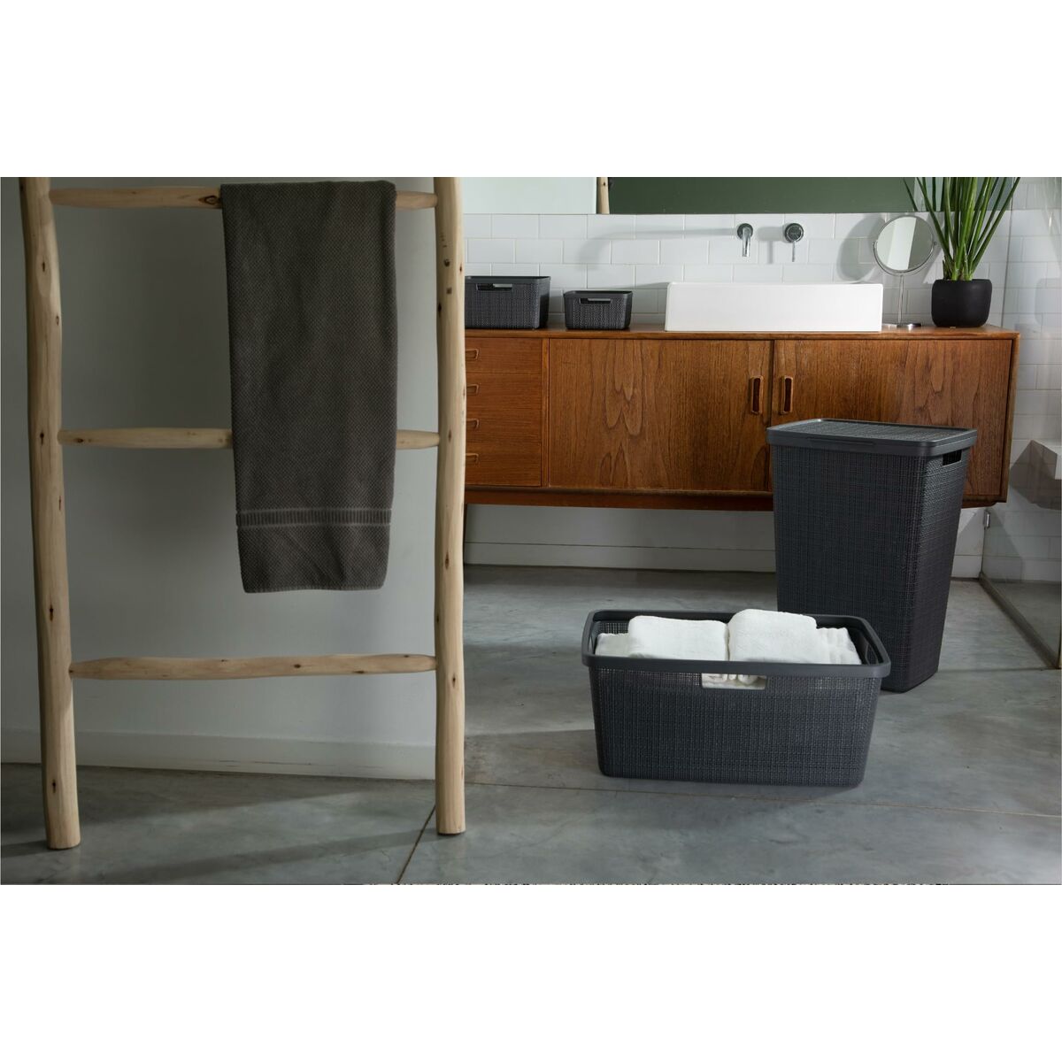 V2H5197E81665587598E08EB375C688DAEFR7029761P4