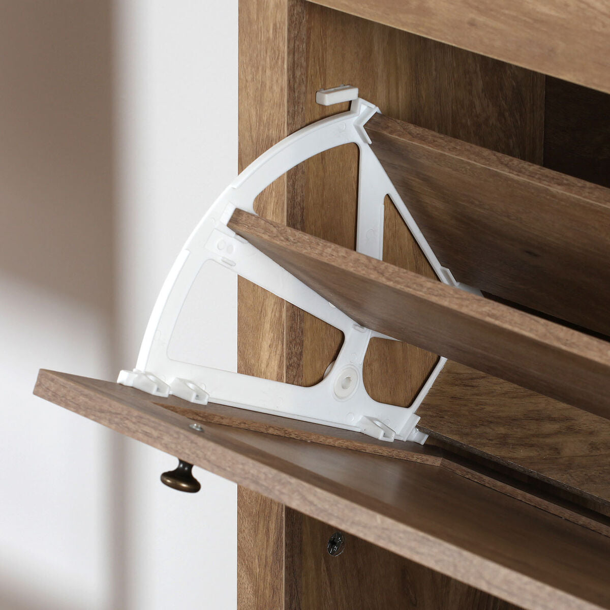 V2H9355827E6F8ABF8401651A6D9717772ER6828616P4