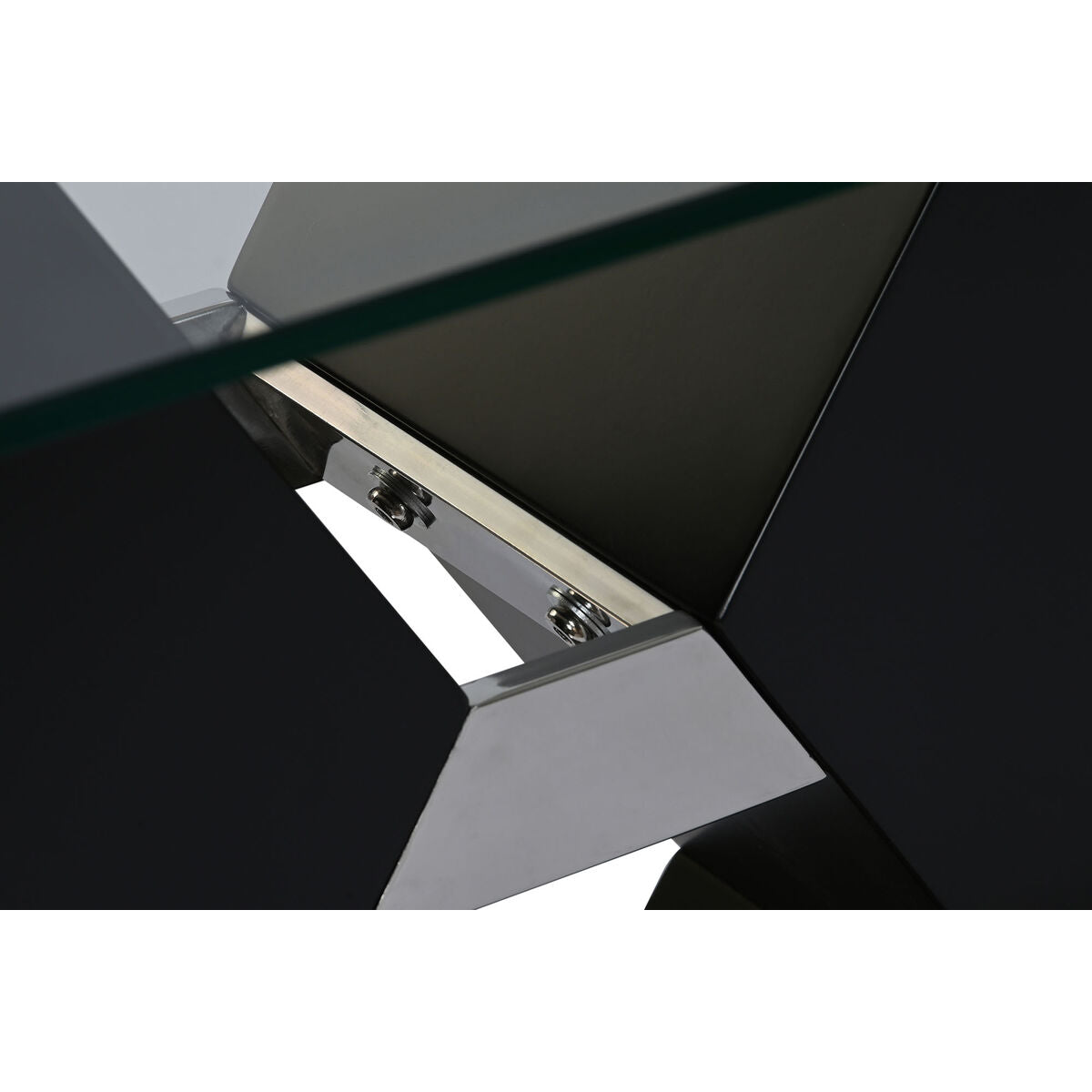 V7H5C6DEDAD61AB050E17C8CE4EB906BAE7R4402595P4