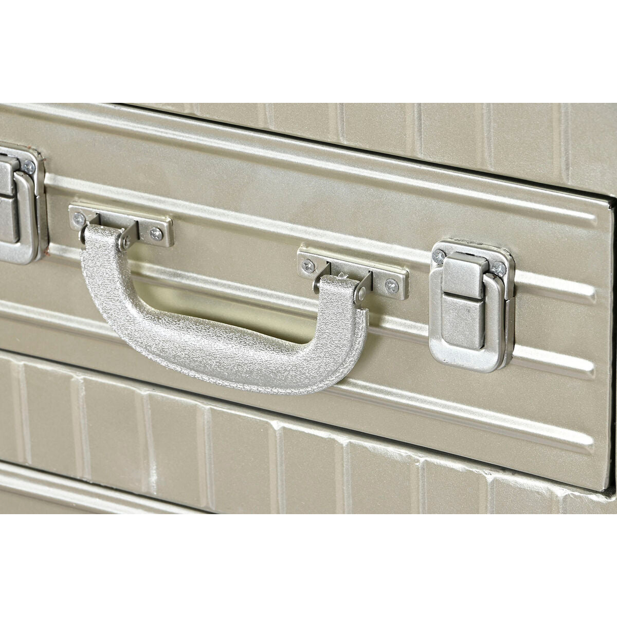 V6H3E900B055D26A856DA876D7A32ABD7DAR6260747P5