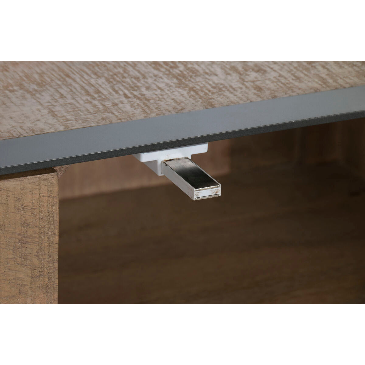 V2HF8446976DD0C941B9C8F56D3167FAC8BR7195363P10