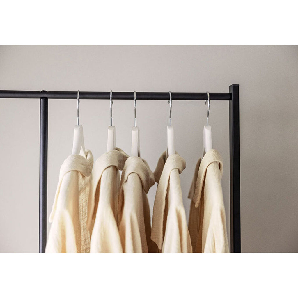 V4HE808D2783E0D71579145D406F0A1F6F5R4483685P8